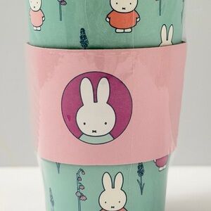 Miffy Mint Green Disposable Cup Set of 10 with Lids and Sleeves